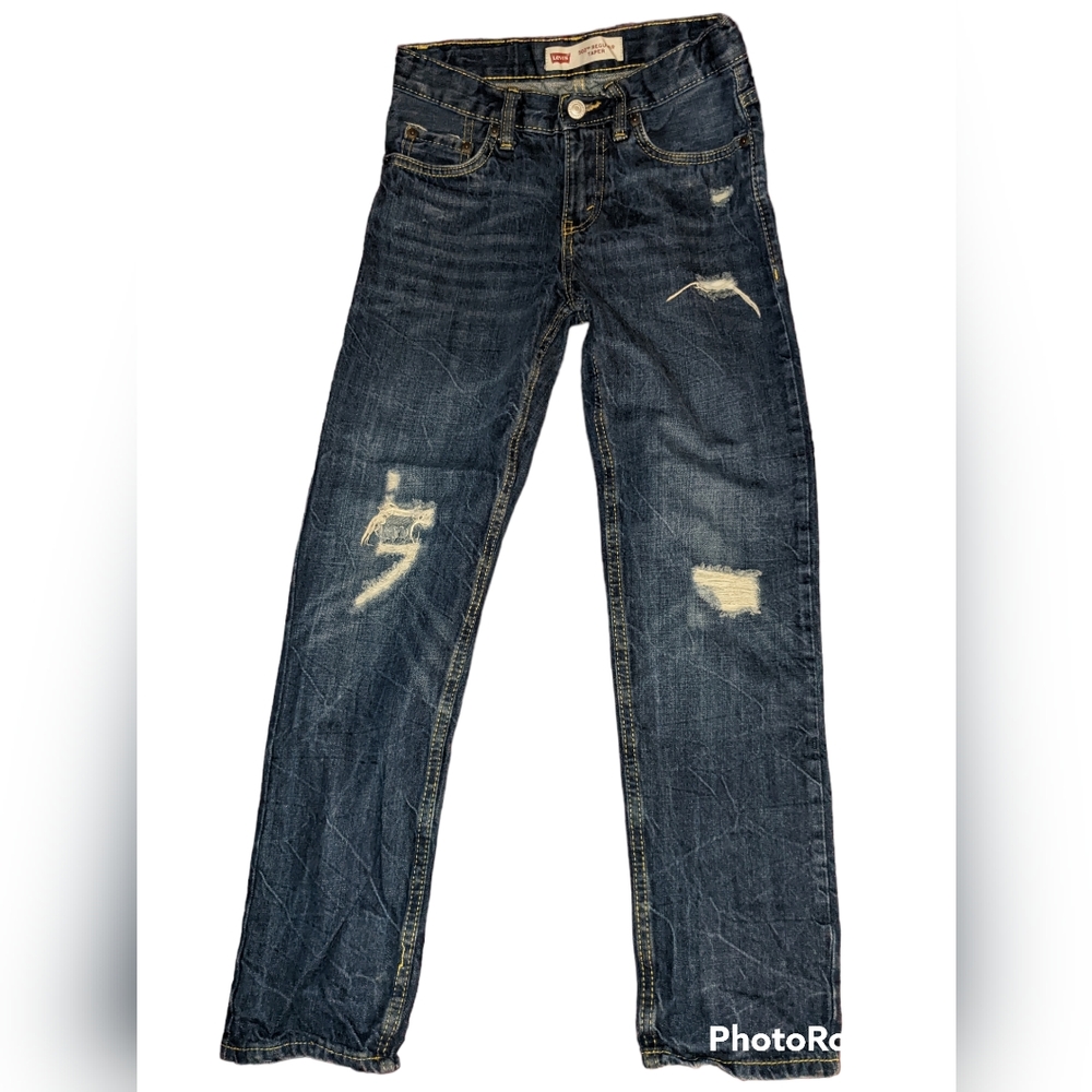 Levi jeans ripped legged